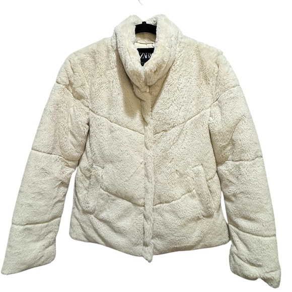 Zara Jackets & Blazers - Zara white cream faux fur coat size small